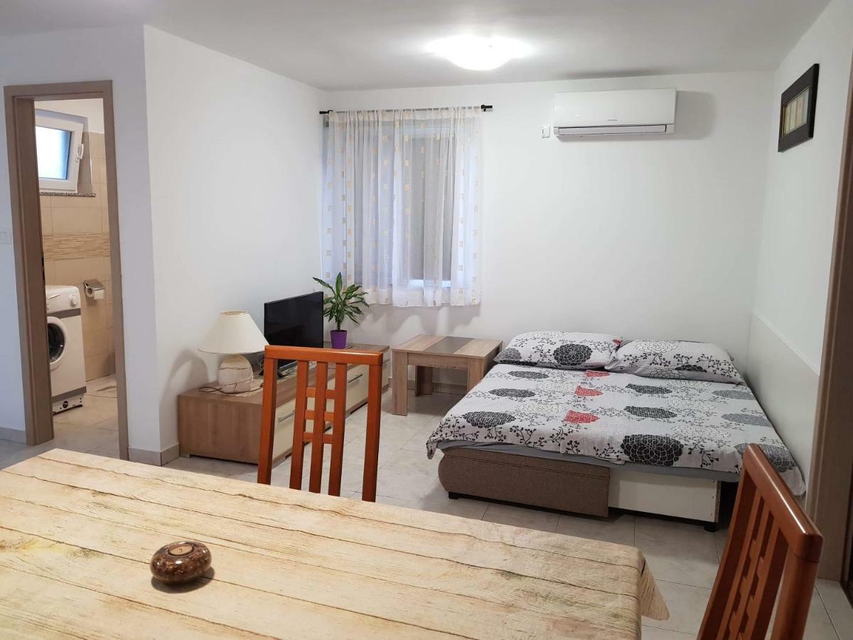 Apartment Natali Brseč Extérieur photo