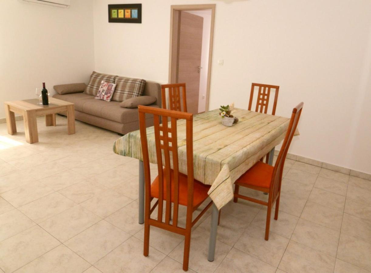 Apartment Natali Brseč Extérieur photo